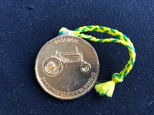 Sweet PRECISION MODELS #2 John Deere Model BWH40 1937-1938 String Tag Coin Medal - Picture 1 of 2