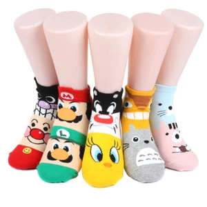 Calcetines originales para mujer de series de personajes de animación - Imagen 1 de 11