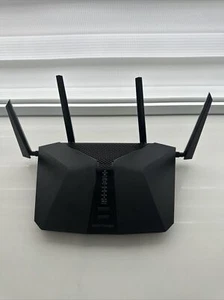 Netgear Nighthawk AX6 6-Stream AX4300 WLAN-Router RAX45-100NAS - Bild 1 von 4