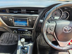 Toyota Auris automatic petrol - Picture 1 of 16