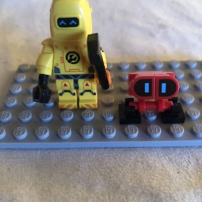 NEW - Lego Minifigure col386 - Image 1 of 4