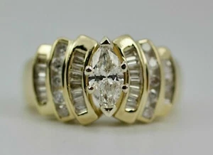Anello Diamante & Baguette Diamante & Baguette Taglio Rotondo Simulato 14k Oro Giallo - Foto 1 di 6