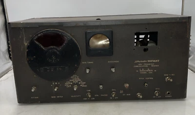 Hallicrafts Skyrider Defiant SX-24 High Frequency Communications Receiver - Image 1 of 4