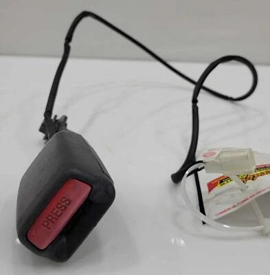 2003 - 09 Nissan 350Z Front Seat Belt Buckle RH Passenger Side Black 86842CD000 - Image 1 of 3