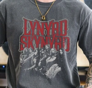 Lynard Skynard Southern Rock Band T-Shirt Vintage Black Comfort Colors 1717 Tee - Picture 1 of 6