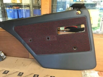 PEUGEOT 309 GTI 5 PUERTAS TARJETA TAPICERÍA PUERTA TRASERA IZQUIERDA Foto 1 de 3