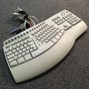 Microsoft Natural Keyboard Pro RT9401 Ergonomic QWERTY Keyboard USB PS/2 Vintage - Picture 1 of 23