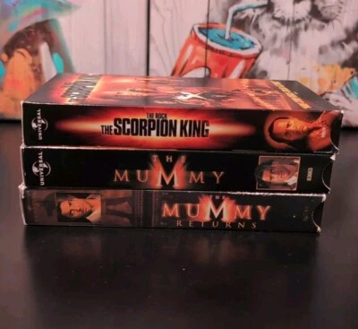 VHS Lot: The Mummy, Mummy Returns, The Scorpion King. Brendan Fraser & The Rock - Image 1 of 4