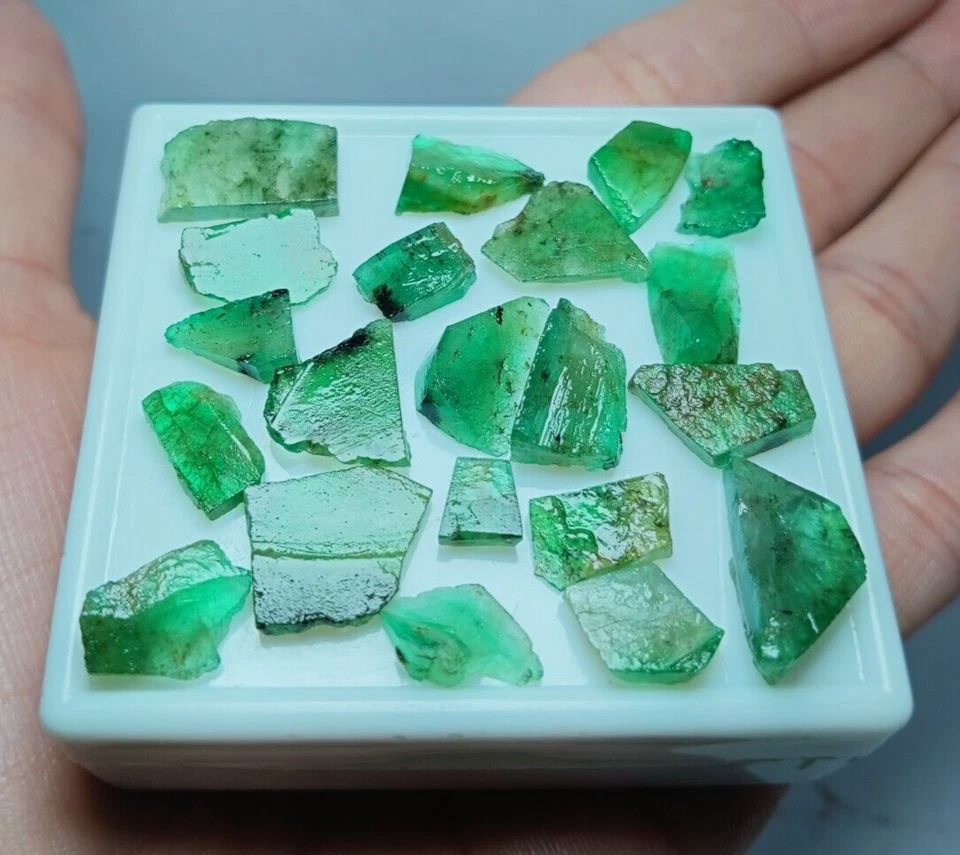 10 Pices Emerald Rough, 8 to 12mm, Emerald Rough Lot, Zambian Emerald Rough. - image 1 of 3
