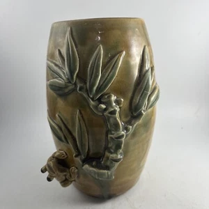 Majolica Style Pottery Vase Gold Green Glaze Applied Frog Bamboo 7”x 3” Tall - Picture 1 of 11