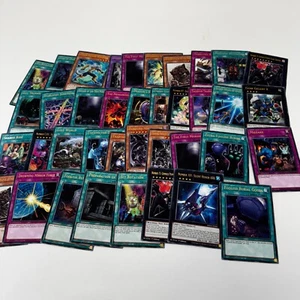 KONVOLUT NM MAXIMUM GOLD MAGO GOLD RARES KARTEN YUGH WIE ABGEBILDET. - Bild 1 von 3