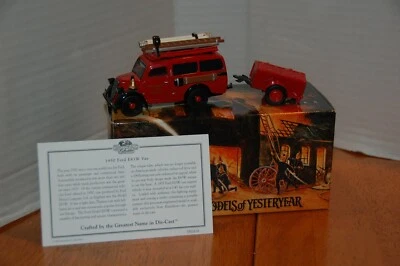 MATCHBOX MODELS OF YESTERYEAR FIRE ENGINE SERIES 1950 FORD E83W VAN YFE18 - Image 1 of 4