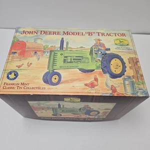 Franklin Mint John Deere Model B Tractor, Tin Wind Up with Gold Key, 1/16 - Picture 1 of 8