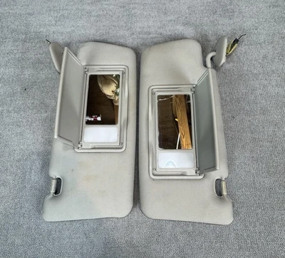 2006-2009 斯巴鲁 Legacy & Outback 发球杆和乘客侧遮阳板一对灰色 — 第 1/4 张图片