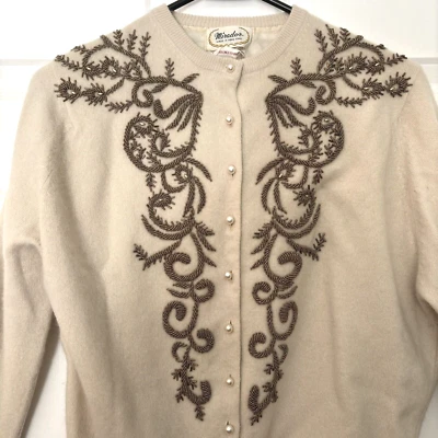 Cárdigan suéter vintage años 50 con cuentas de angora y lana de cordero para mujer abuela pequeña Foto 1 de 4