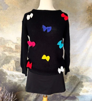 复古 80 年代黑色毛衣蝴蝶结细节新奇 J.J Poole Maximalist 五颜六色的镊子 — 第 1/4 张图片