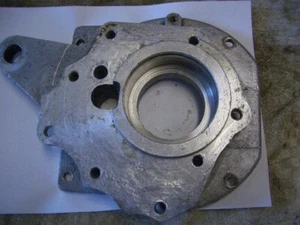 Austin Healey 100 - BN1 transmission gearbox used overdrive adapter housing - Bild 1 von 3