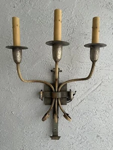 Antique Spanish Vintage Medieval GOTHIC Iron 3 Arm Wall Sconce Light Fixture - Picture 1 of 7