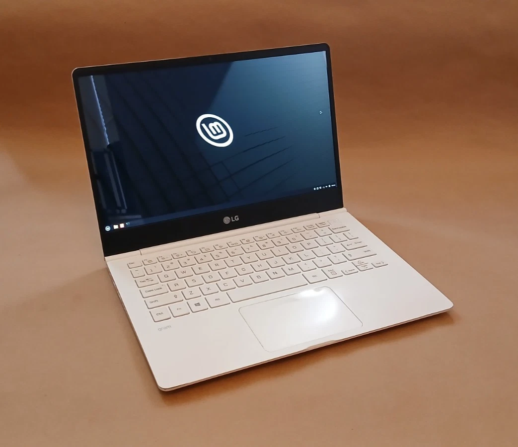 ★交渉成立済★ LG gram 15 core i5 8th 20GB SSD ☆交渉成立済☆ LG gram 15 core i5 8th 20GB SSD LG gram 14.0