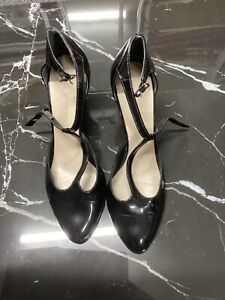 Sandier Black Patent Heels Shoes T Bar Strap Mary Jane’s Size 8 Leather (39)