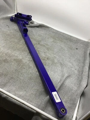 Polaris Trailing Arm XC SP 500 600 700 800 2001 New OEM  RH Blue 1820963-246 - Image 1 of 4