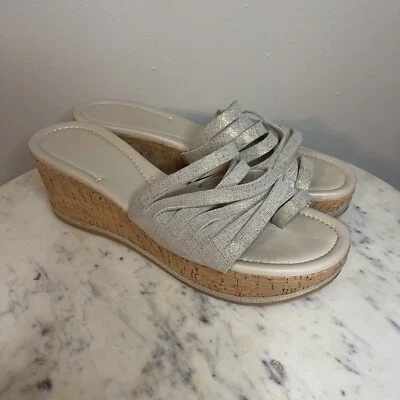 Sandalias Donald J Pliner Talla 10 Chanclas Cuña Plataforma Beige Zapatos -Q Foto 1 de 4