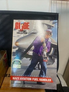 GI Joe Navy Aviation Fuel Handler 1997 Classic Collection Limited Edition - Picture 1 of 6