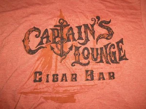 Captain's Lounge Cigar Bar Smoke Room Red 50/50 Graphic Print T Shirt M - Picture 1 of 2