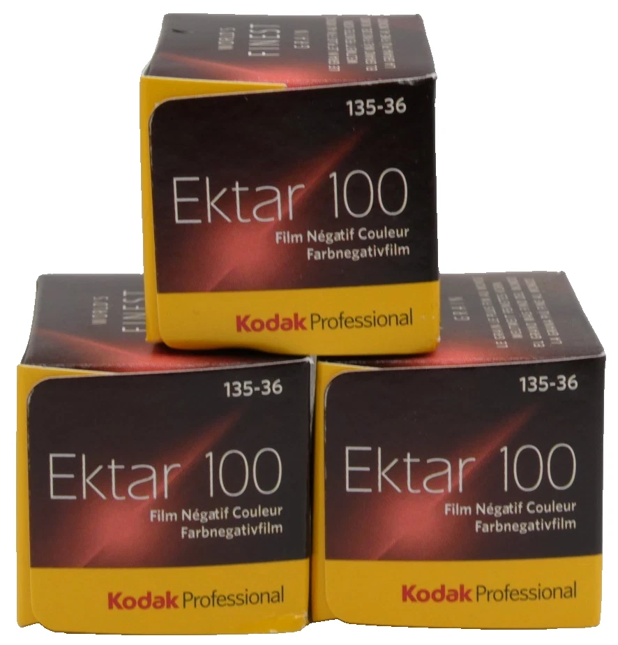 3 FILMS KODAK EKTAR 100 36 POSES PEREMPTION MAI 2025 - Photo 1/1