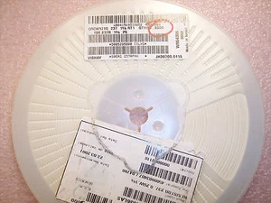 QTY (5000) 237 Ohm 1/2W 1% 1210 RESISTENCIAS DE CHIP SMD CRCW1210-2370FT VISHAY - Imagen 1 de 1