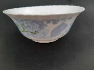 LUMINARC Hortensia Blue 12.5cm, 5" fluted edges dish/bowl. Made in France. - Imagen 1 de 5