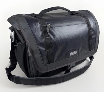 Bolsa para cámara Mindshift exposición 13 correas de trípode gris correas para el hombro cubierta de lluvia Foto 1 de 4