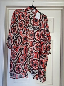 ***NUOVO LuLaRoe Daphne COVER KIMONO OVERLAY Fascia ROSSO FLOREALE, Taglia Media - Foto 1 di 3