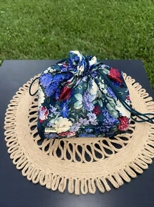 90's Sassaby Getaway Floral Fabric Drawstring Makeup Cosmetic Bag - Picture 1 of 5