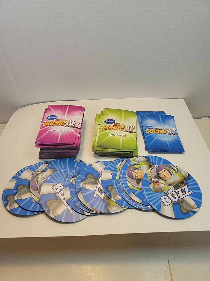 Scene It Disney 2da Edición DVD Juego de Mesa Tarjetas de Repuesto Buzz - C2 Foto 1 de 4