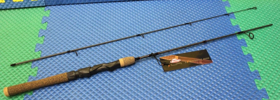 Berkley Lightning Rod Spinning  5' 0" 2-Piece Ultra Light BSLR502UL 1429013 - Image 1 of 4