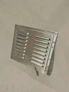 Remolque de palanca de cierre de 10,5 x 12,25" de ventilación de panel de pared de aluminio caja para perros caballos V60 - Imagen 1 de 4