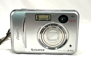 Fujifilm FinePix A350 5.2MP Compact Digital Camera w Lowepro Case Tested Works - Picture 1 of 12