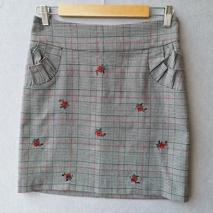 50s Style Straight Skirt Pencil Wiggle Size 10 Plaid Check Grey Red Roses - Picture 1 of 10