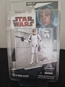 Star Wars Luke Skywalker Legacy Collection Action Figure BD01 in protective case - Picture 1 of 6