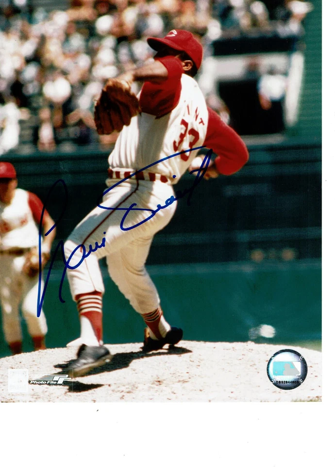 Cleveland Indians Luis Tiant (dec)   autographed 8x10 color action  photo - Image 1 of 1