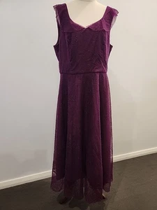 Review Cocktail Dress 14 Diamontes - Picture 1 of 12