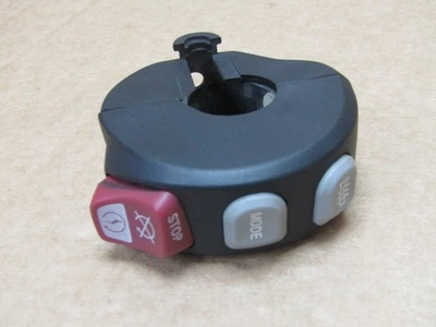 Interruptor manillar derecho bmw r1200gs lc 2014 14.822 millas (8264) Foto 1 de 3