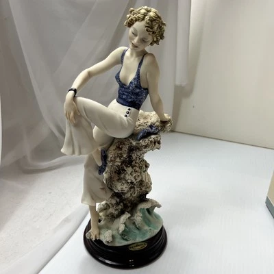 Figura italiana Giuseppe Armani Vintage 1997 Florencia, "Sabrina" Foto 1 de 4