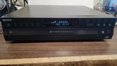 Sony CDP-CE500  5-Disc CD Changer Player - Image 1 of 4
