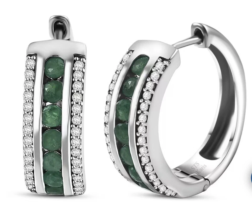 Aretes tipo argolla de circón blanco y esmeralda de 1,65 quilates en platino Bond Foto 1 de 4