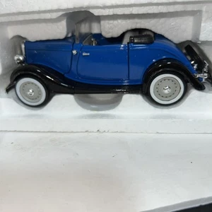 National Motor Museum Mint Diecast 1934 V-8 Deluxe Roadster blau 1:32 - Bild 1 von 10