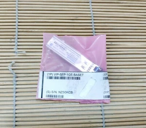 Neu Cisco VIP-SFP-1GE-BASET SFP pluggable transceiver 1GE BaseT 10/100/1000 New - Bild 1 von 1