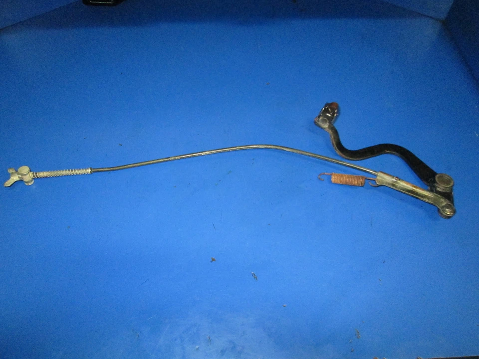 HONDA XL 600R XL600R 1984 VARILLA DE FRENO / PEDAL Foto 1 de 1