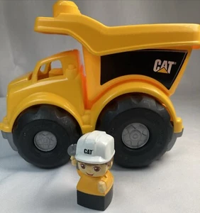 Cat Caterpillar Mega Bloks Dump truck And Driver Construction Vehicle - Picture 1 of 5